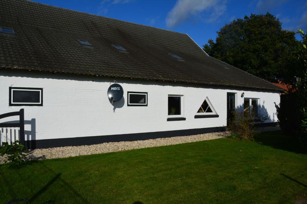 Ferienwohnung Grafenland Dersum Extérieur photo
